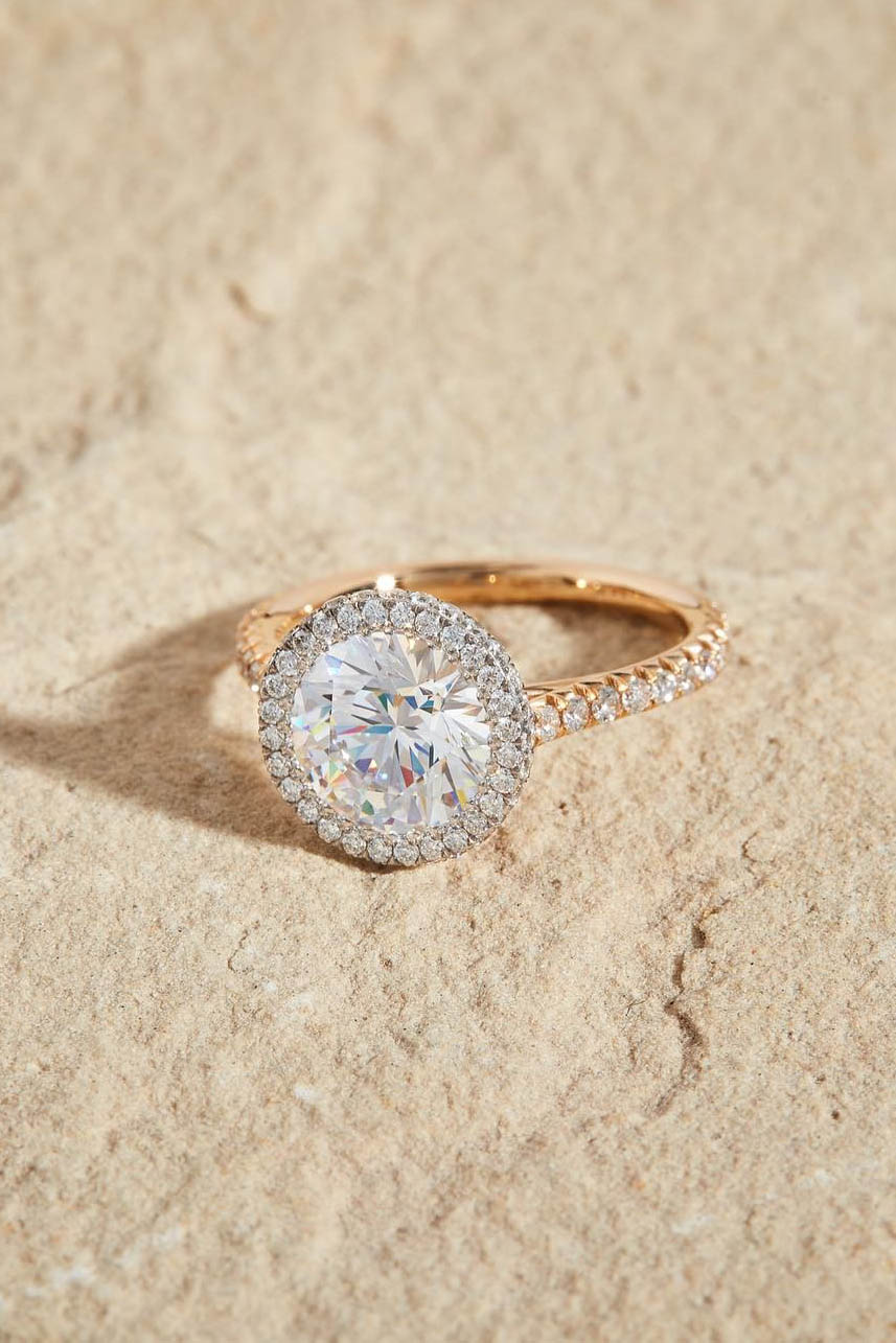 Round Diamond with Halo and Pave Band.jpg__PID:39b066fa-fc81-4f48-97f9-f9331492607c