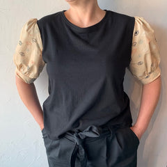 Puffy sleeve top