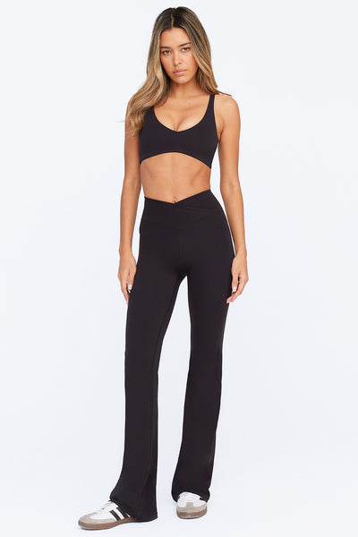 T/ALA SkinLuxe High Waisted Legging - Shadow Black size Large with Pocket -  $60 - From Julia