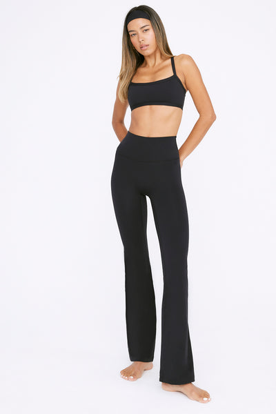 The Dayna wide leg yoga pants feature extra high waist and ankle long wide  legs. This is a staple item for active people, and being wide…