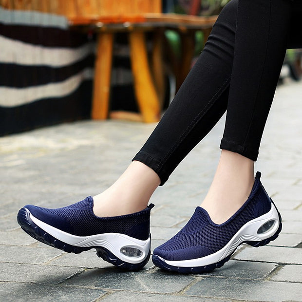 Fashion Flying Woven Cosy Walking Shoes 