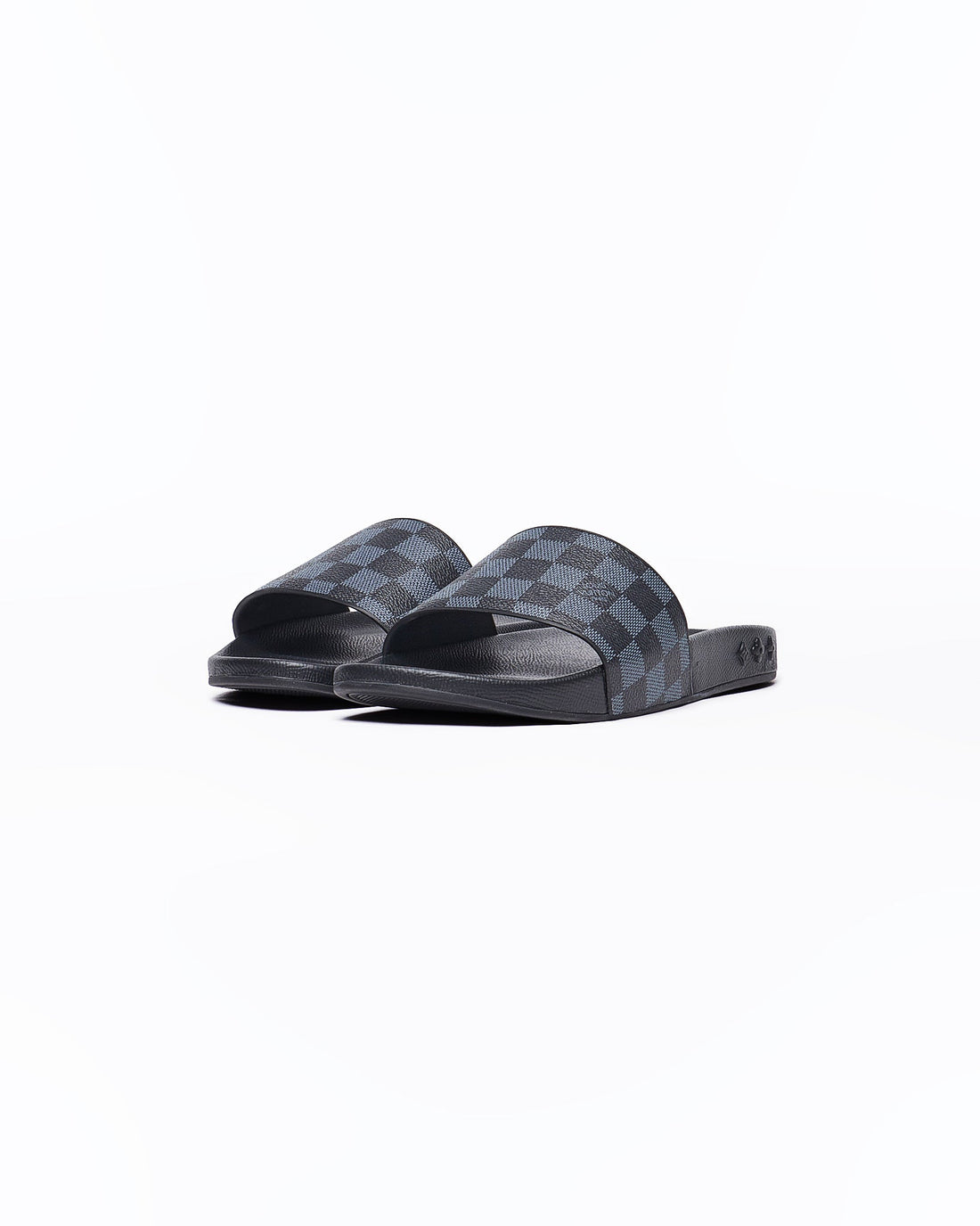 Louis Vuitton Waterfront slides in graphite monogram Grey Cloth ref.698066  - Joli Closet