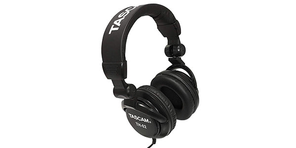 Tascam TH-02 Closed Back Studio Headphones dj