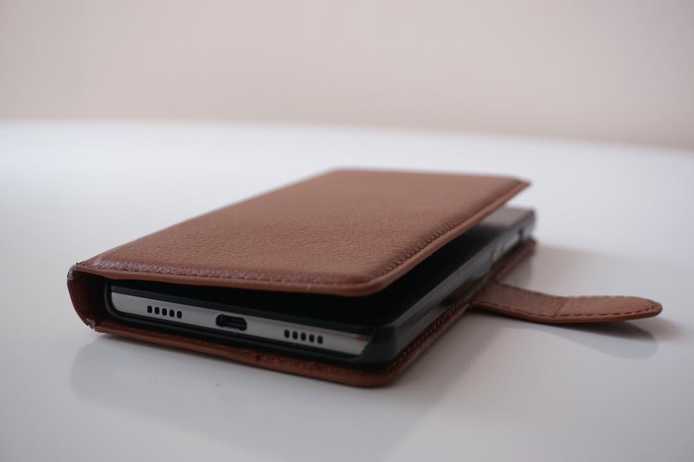 Different Types of Phone Wallets & Card Holders + Their Materials
