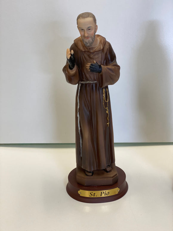 St. Pio 9”