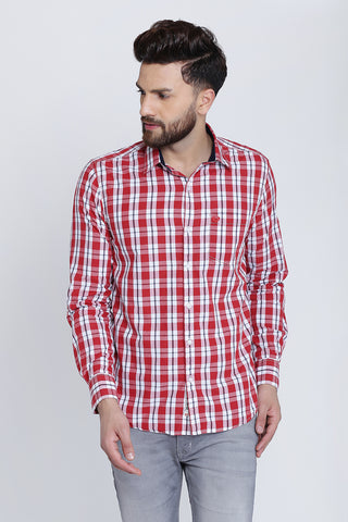 Red Cotton Plaids Slim Fit Curved Hem Shirt