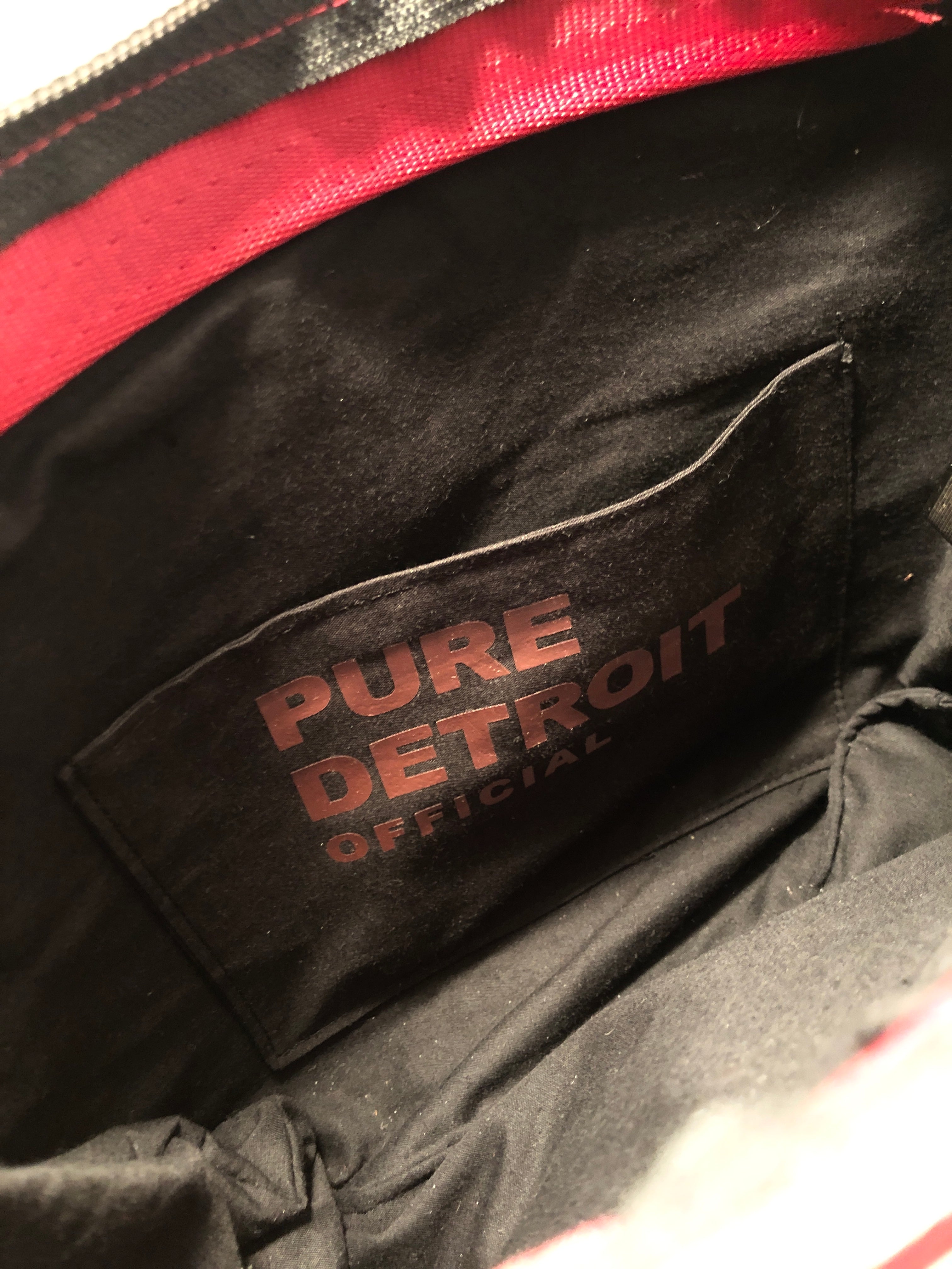 Pure Detroit OFFICIAL - Strathmore Travel Tote Seatbelt Bag - Black PR