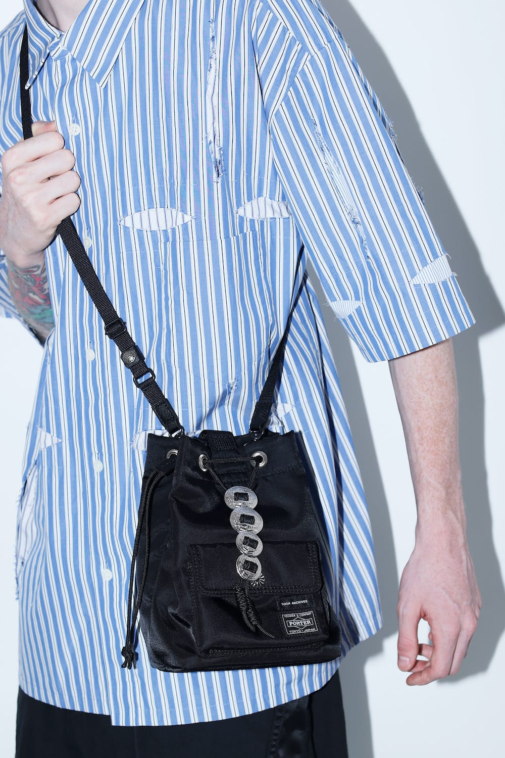 TOGA ARCHIVES STRING BAG TOGA × PORTER | www.cestujemtrekujem.com