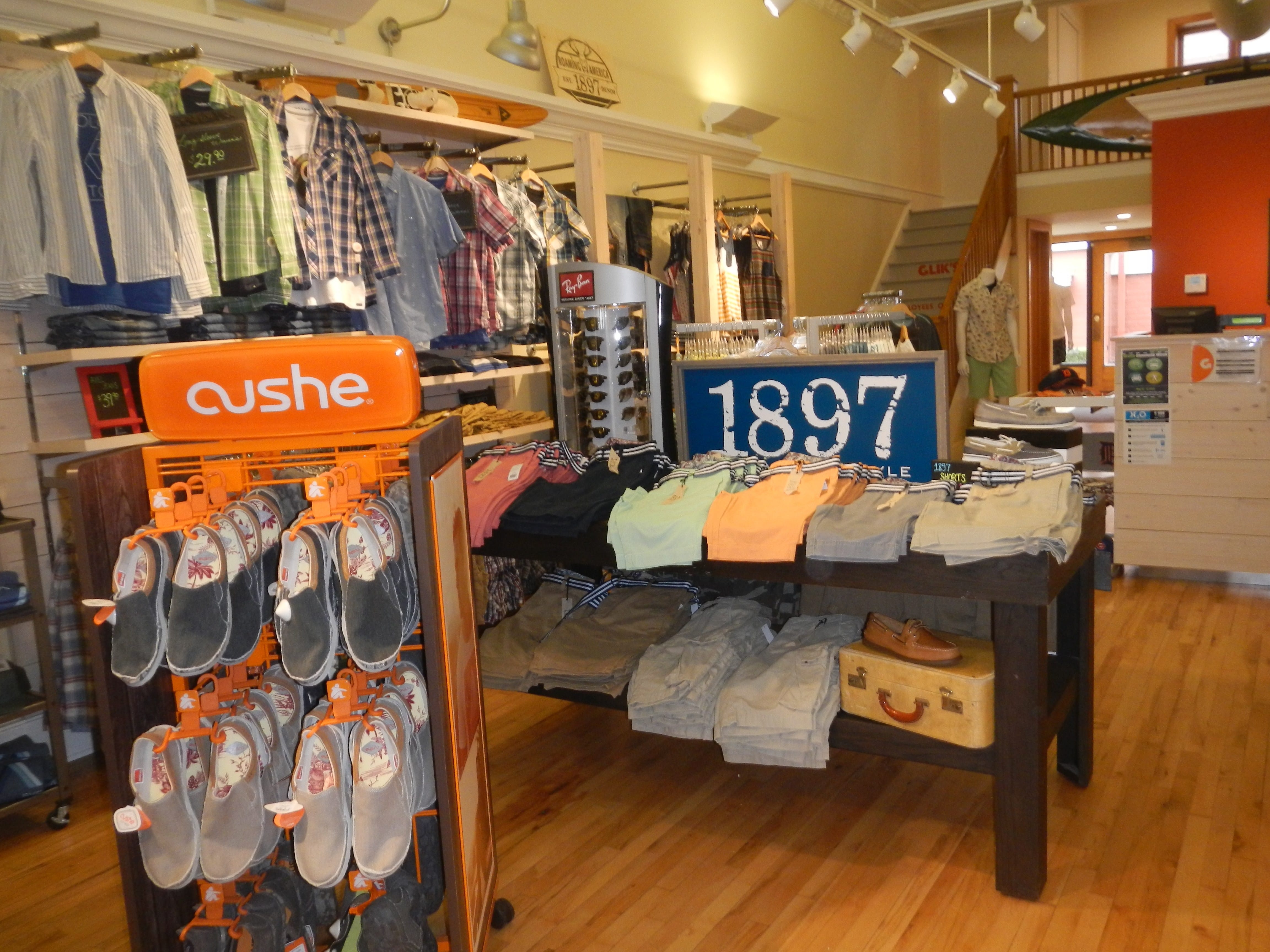 Gliks mens clothing stores in Holland michigan