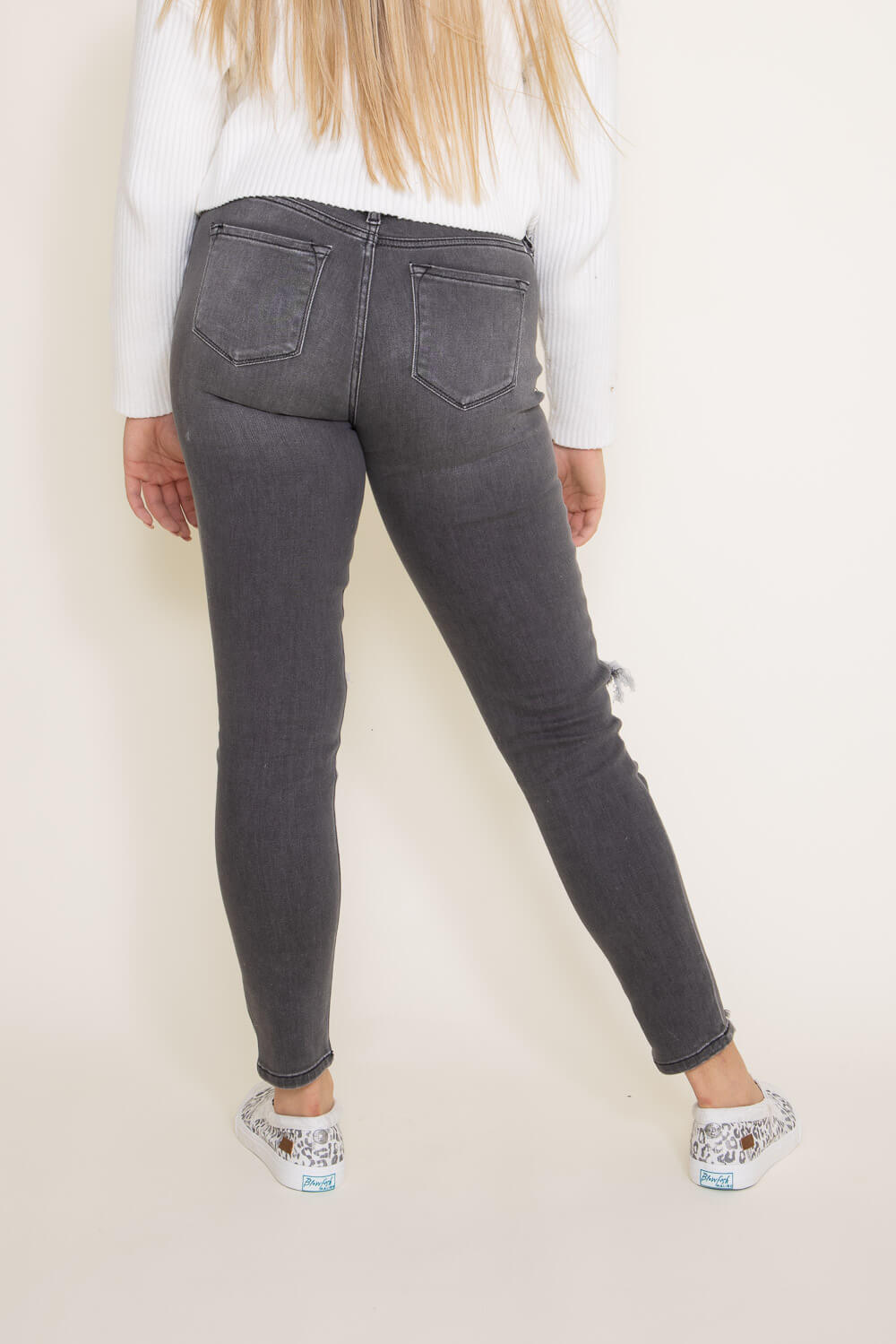 fremtid frill lastbil KanCan Mid Rise Distressed Super Skinny Jeans for Women in Light Grey –  Glik's