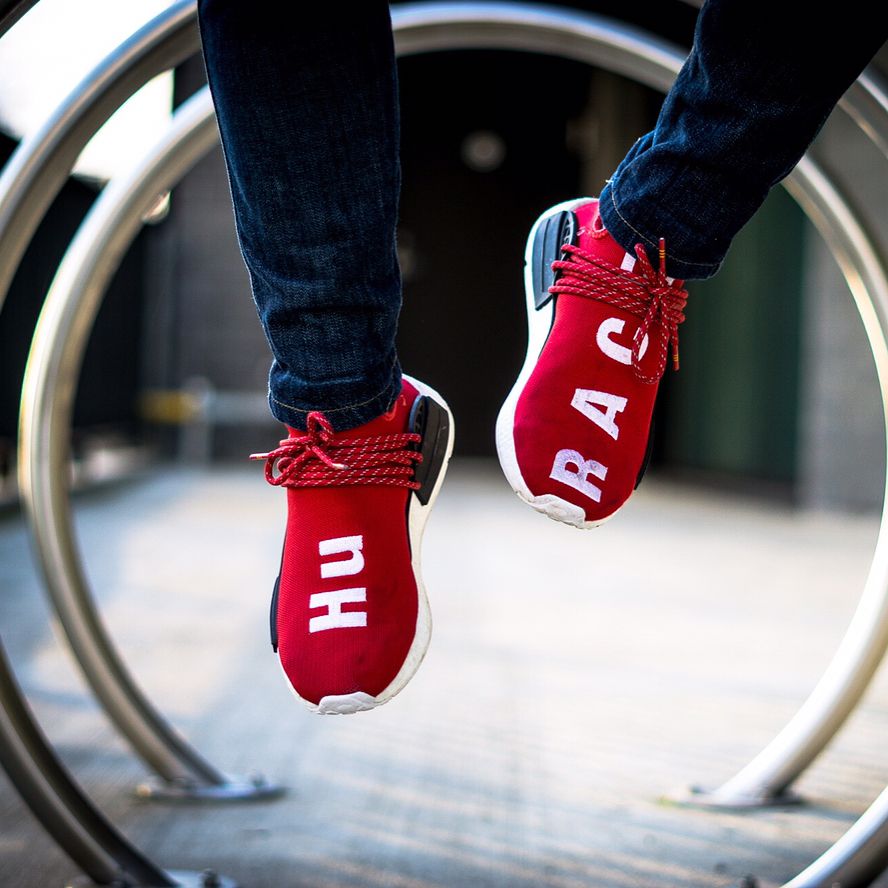 nmd human race scarlet