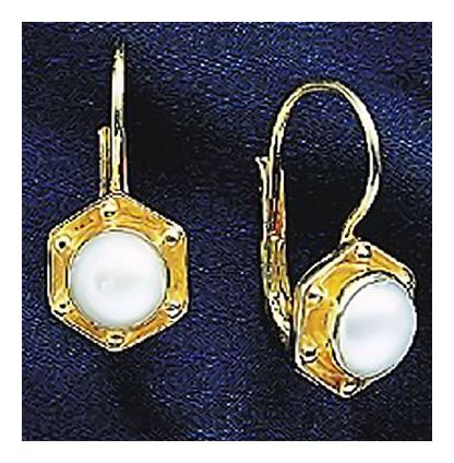 Cassandra Pearl Earrings