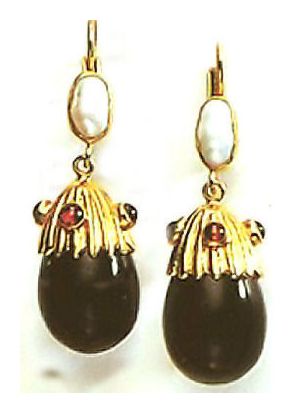 Catarina Egg Earrings