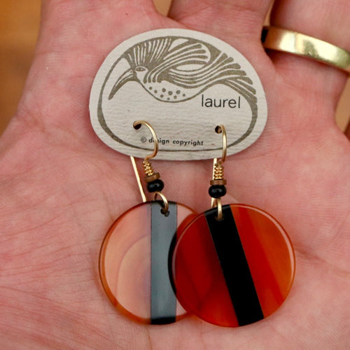 Vintage Laurel inc Carnelian and Black Onyx Round Gold-Plate Dangles