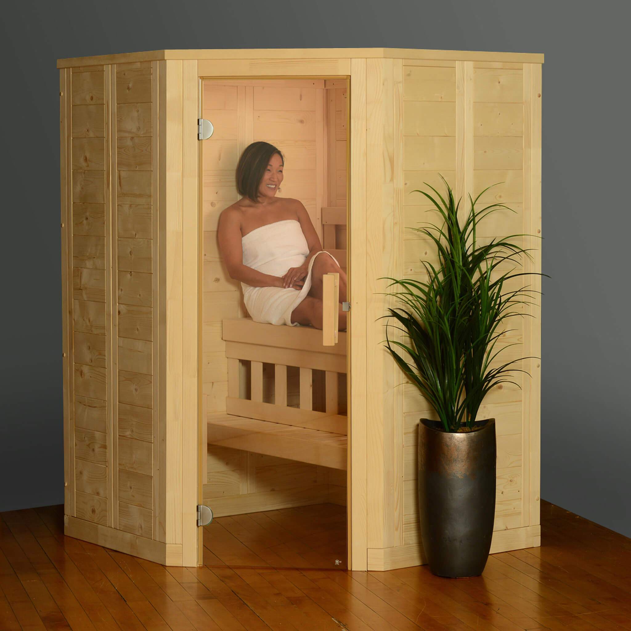 Almost Heaven Barrel Sauna at Northern Saunas Canada