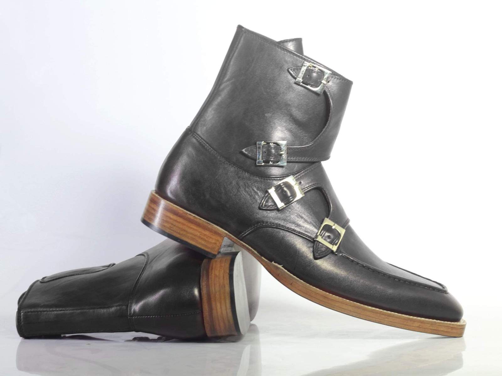 designer buckle boots