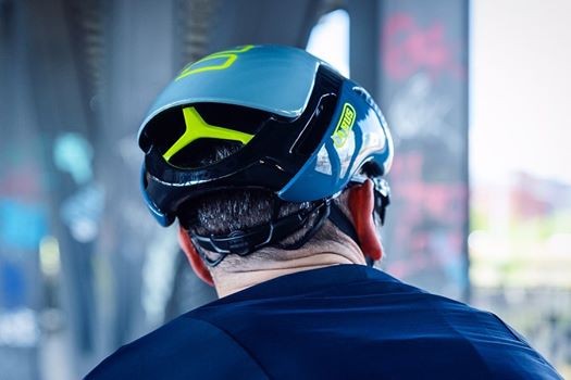 Wear_a_helmet_Think_You_Have_A_Concussion_speedlab.