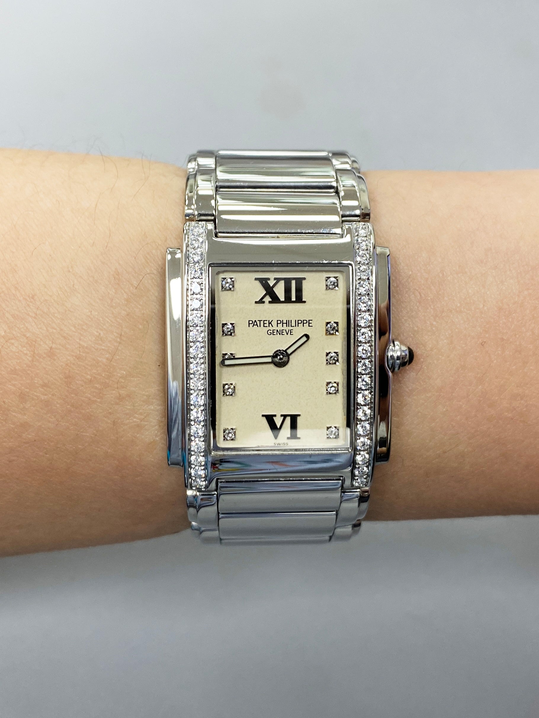 Patek philippe store female watches price