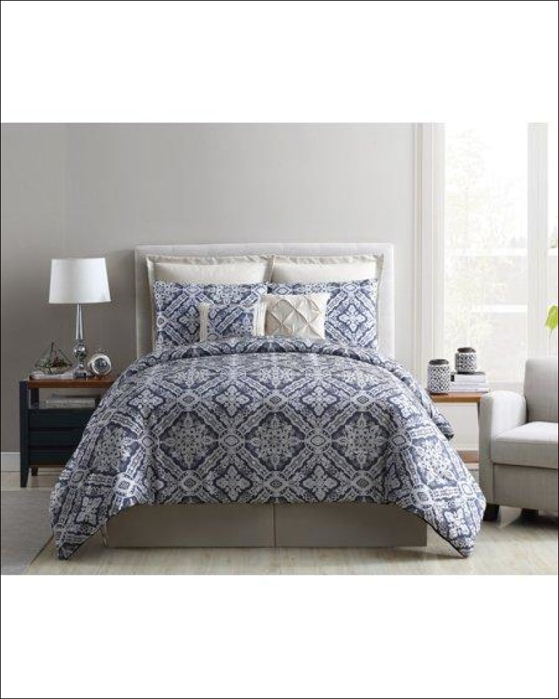 Vcny Home Sofital Jacquard Medallion Comforter Set Queen