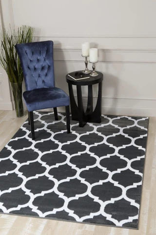 Luxe Weavers trellis area rug for home decor peojects