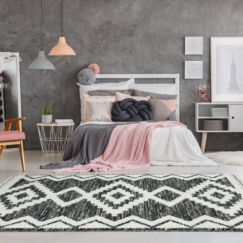 luxe weavers geometric rug