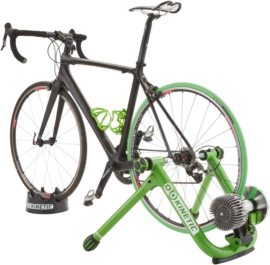 kinetic road machine 2.0 fluid trainer