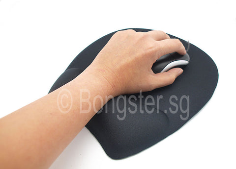 Large mousepad in use