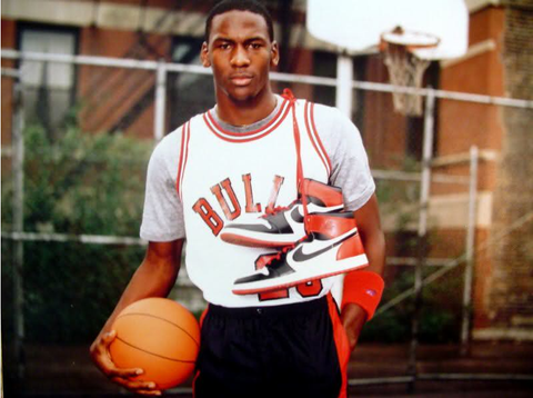 jordan wearing bred 1