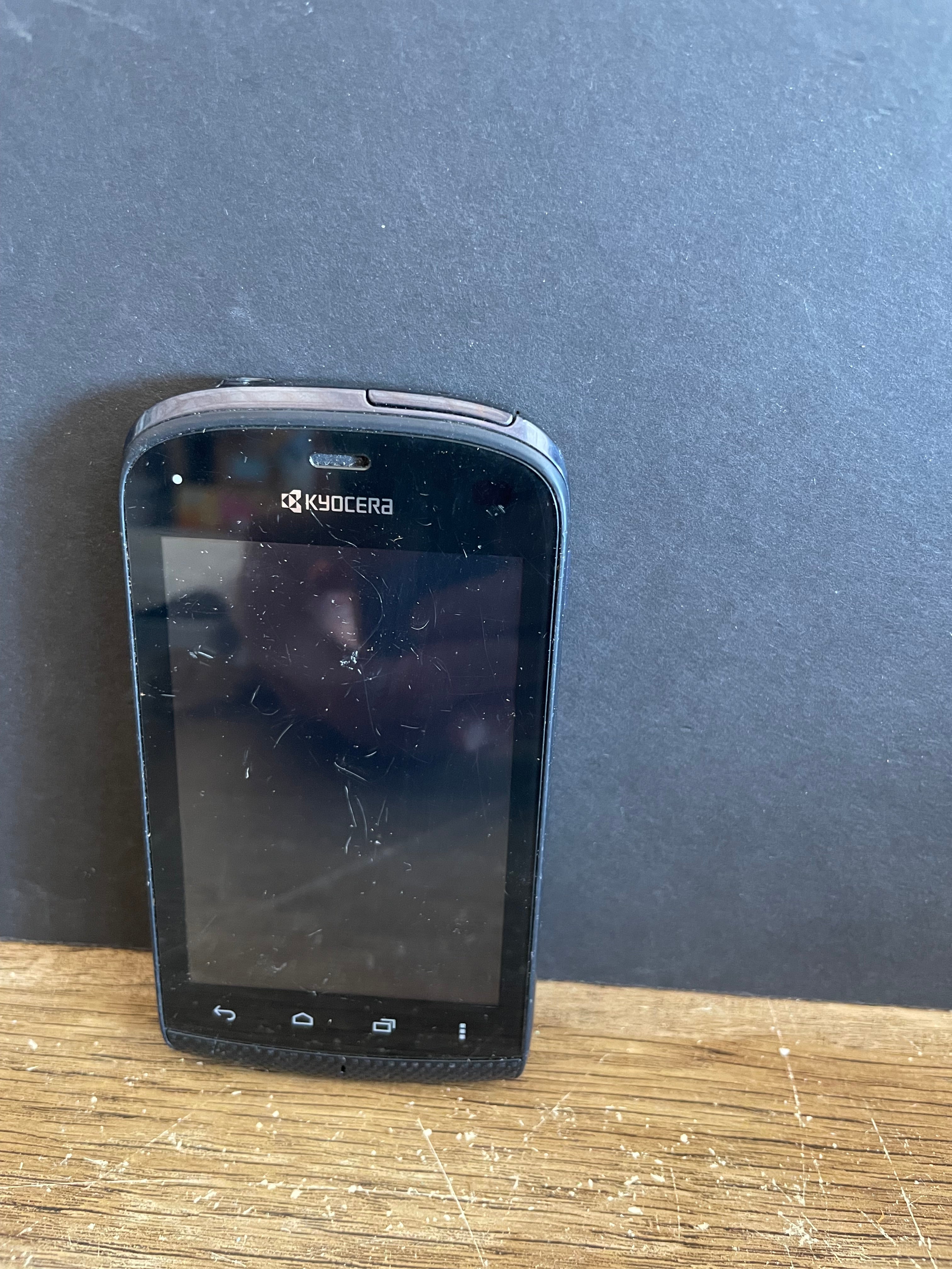 + Kyocera Hydro C5170 Black Selling For Parts Only As Is No Battery, No Back Untested