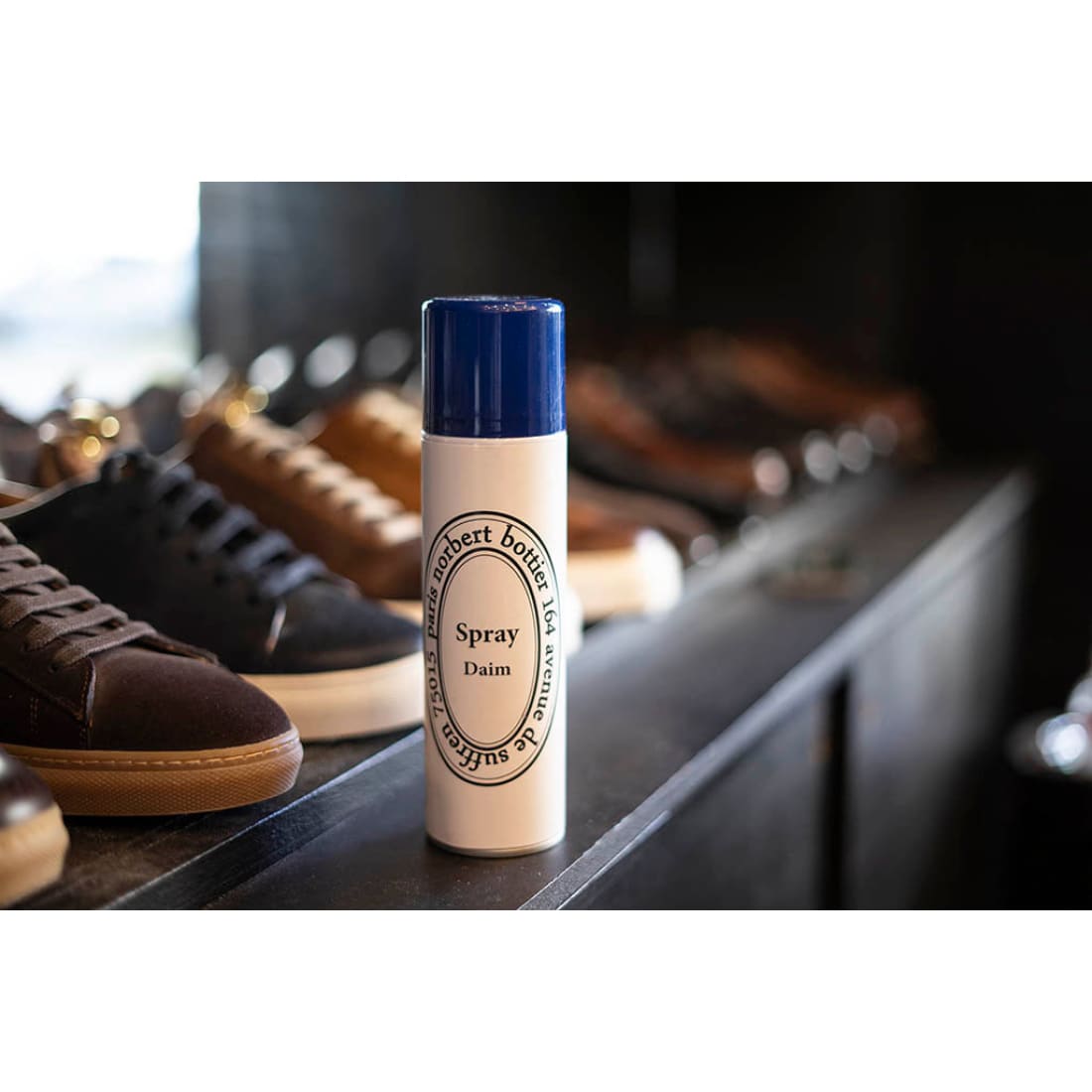 Spray imperméabilisant pour chaussures en daim Flacon de 100 ml