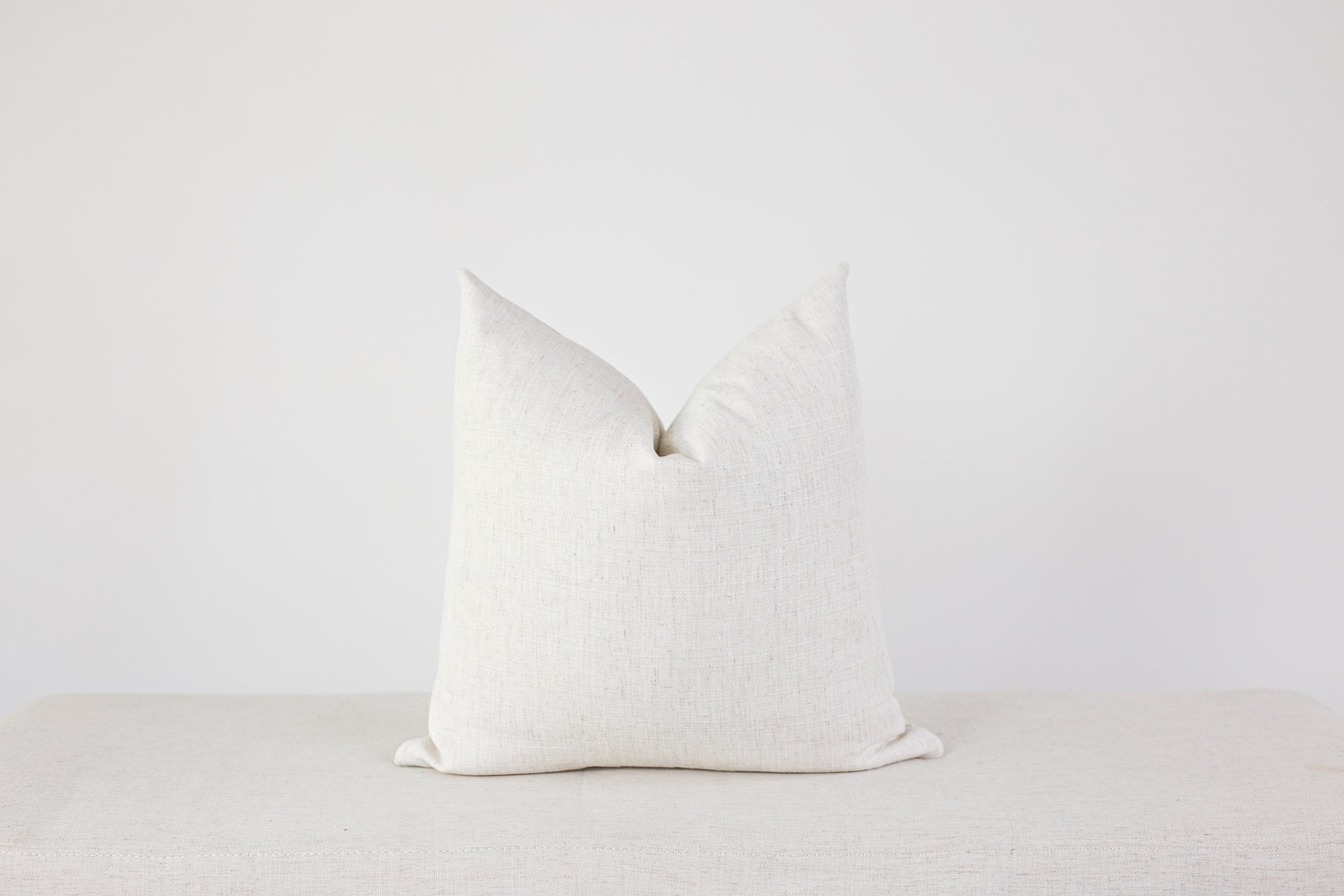  Top Finel Cream White Throw Pillow Covers 20x20 inches