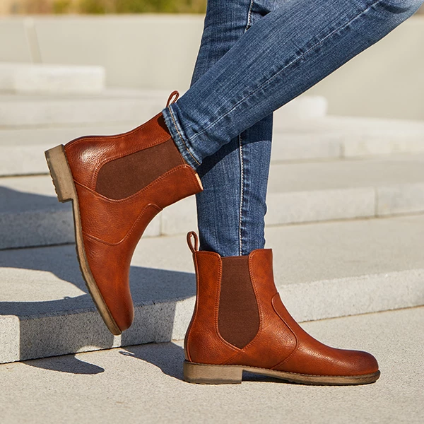 vintage low heel boots