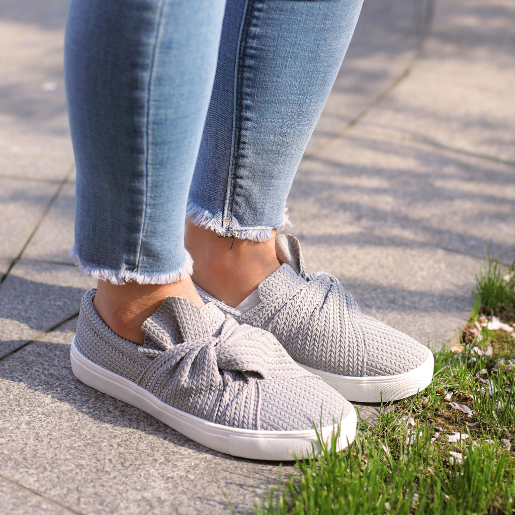 knitted twist sneakers