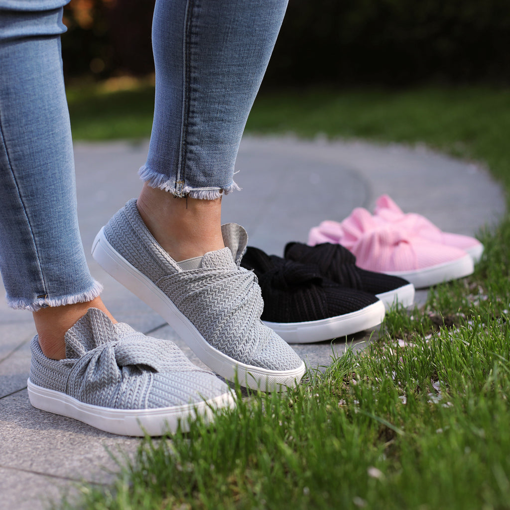 womens knitted twist slip on sneakers