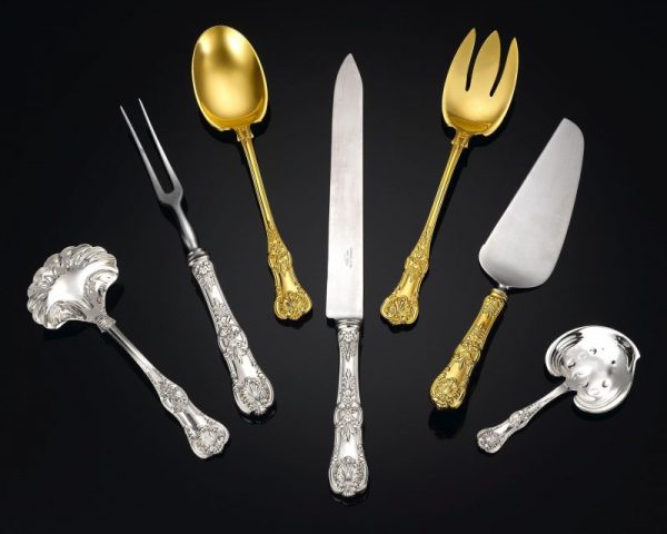 A full array of place and serving pieces are included in this majestic English King flatware service