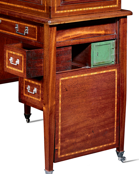 A guide to picking the perfect antique writing desk