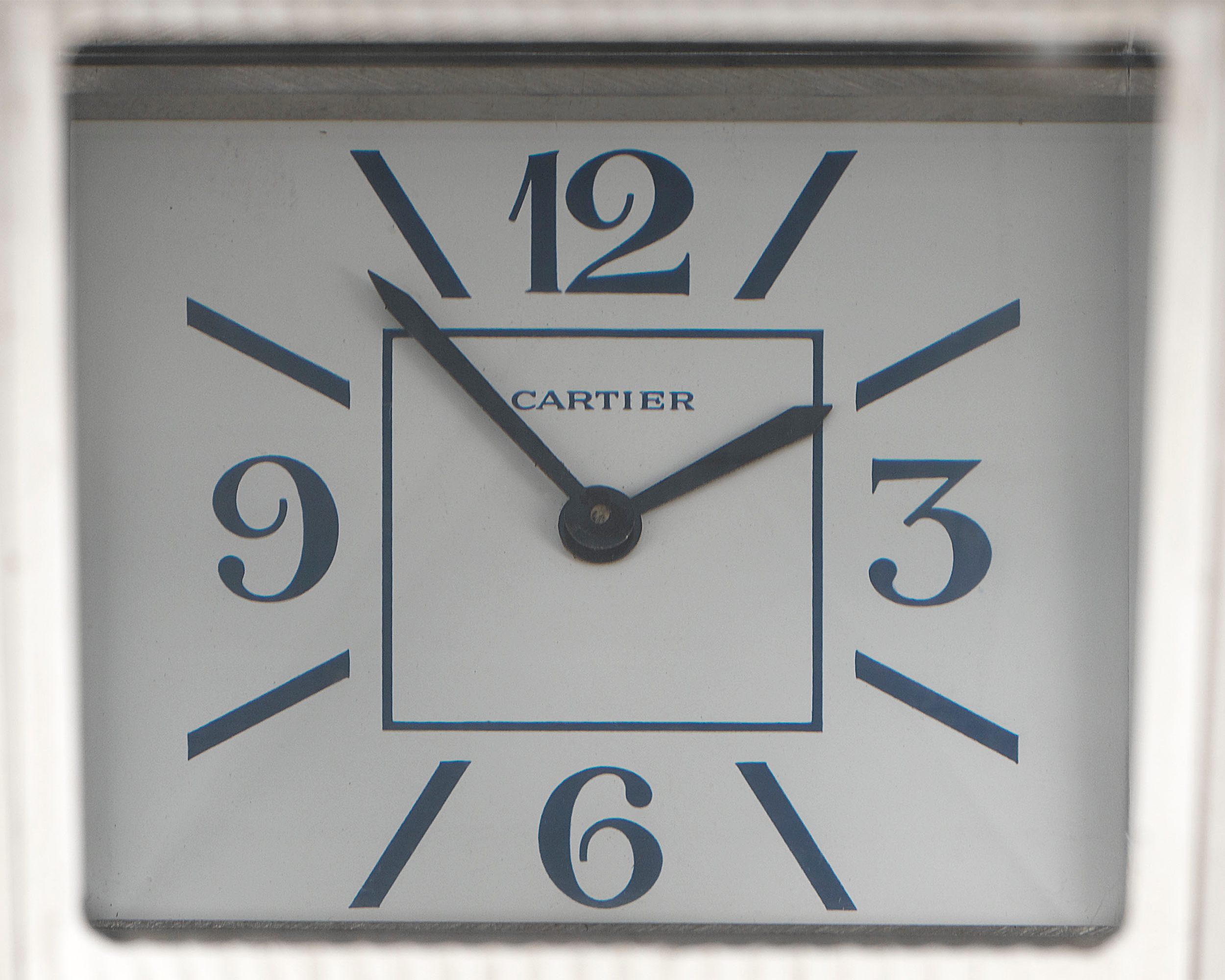 cartier prism clock