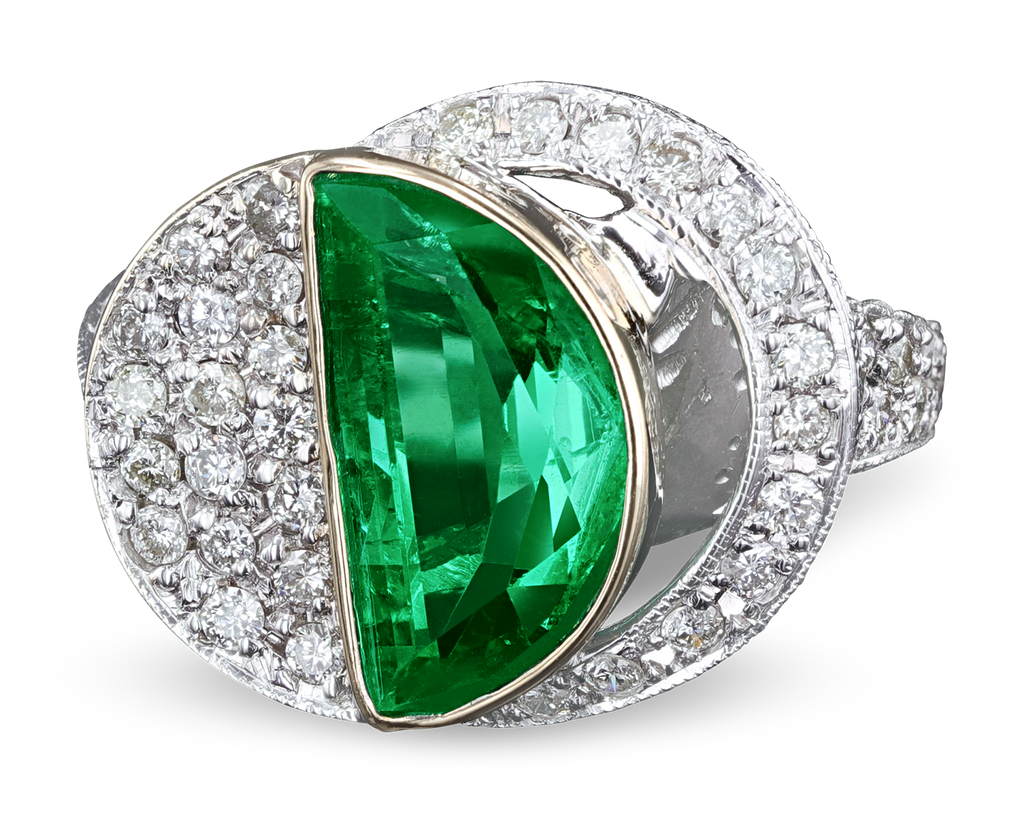 Colombian Emerald and Pavé Diamond Ring | M.S. Rau