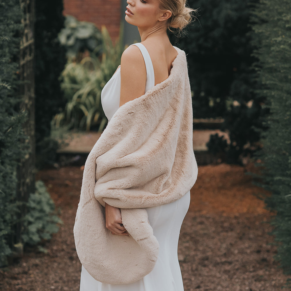 Glam Ivory Faux Fur Stole - Plush Ivory Stole - Faux Fur Wrap - Lulus