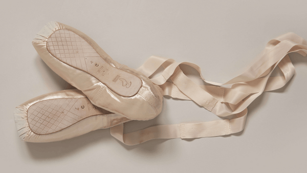 Bloch Dance Pointe Shoes with Ribbons