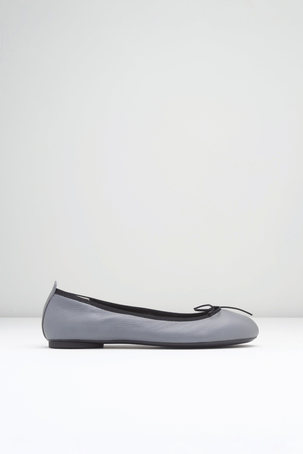 BLOCH Ladies Nashira Ballet Pumps, Ash Grey Leather