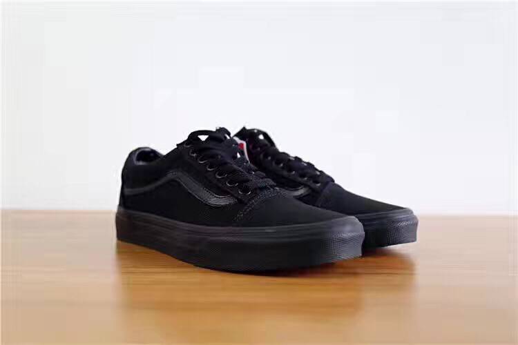 vans as lifting shoes