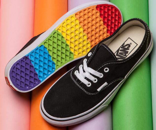 إنذار مالح حجز vans authentic rainbow 