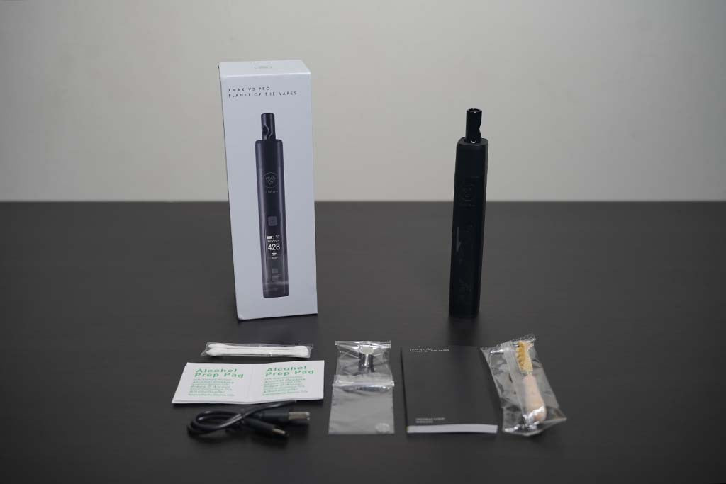 XMAX V3 Pro Vaporizer Review What's in the Box