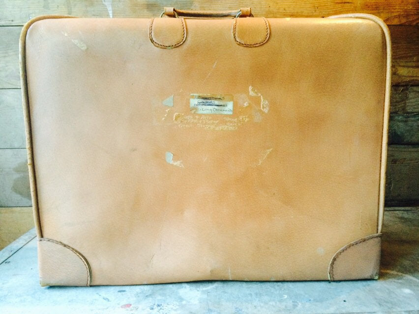 voyager suitcase vintage