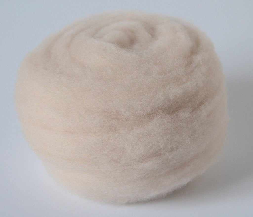 PEACH- American Farm Wool- Merino Wool Roving for Felting, Spinning, W –  FeltLOOM