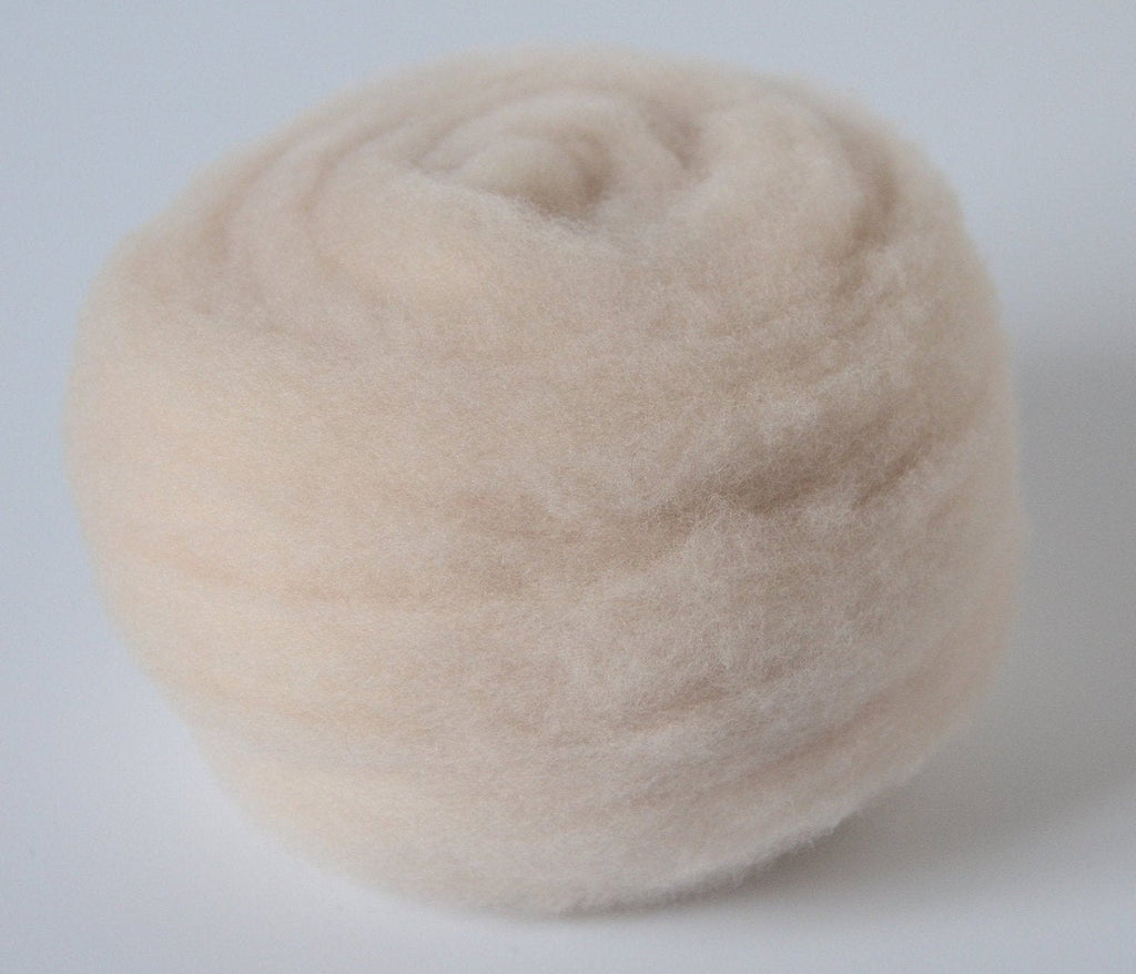 APRICOT- American Farm Wool- Merino Wool Roving for Felting, Spinning, –  FeltLOOM