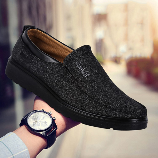 comfortable black casual shoes