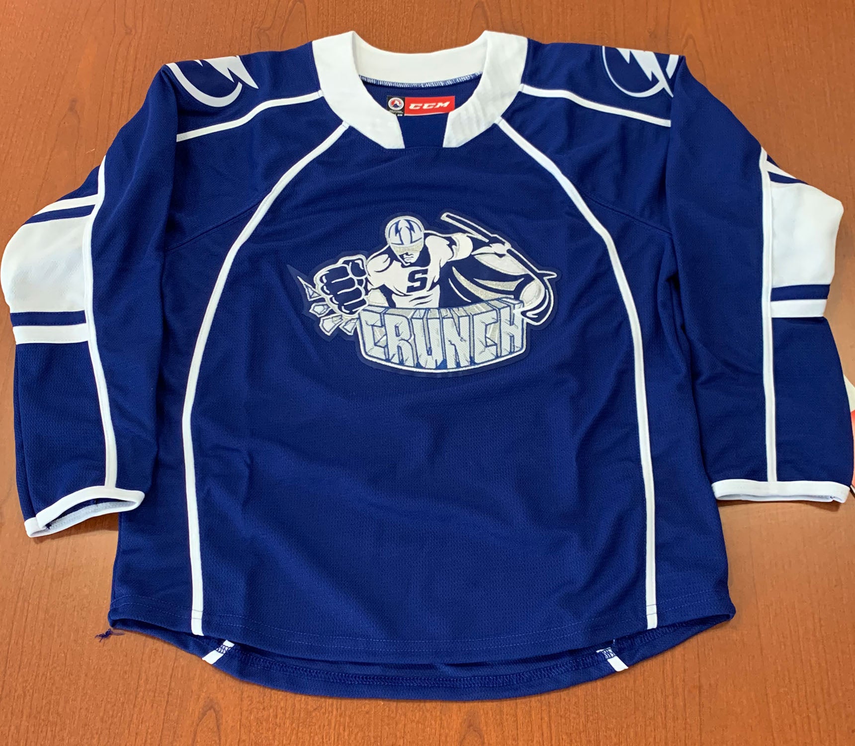 syracuse hockey jersey