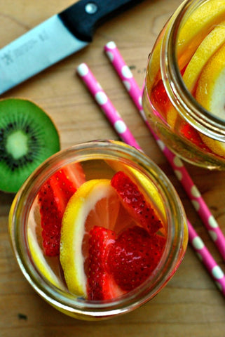 Strawberry & Kiwi Detox Infused Water | Best Fruit Infusion Recipe